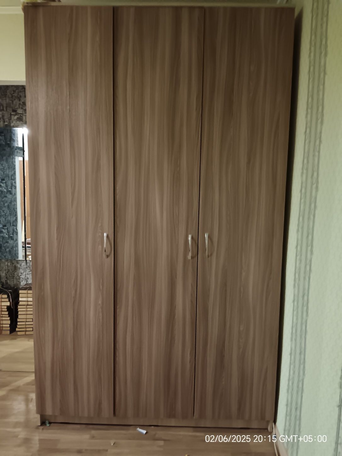 Продам шкаф для одежды