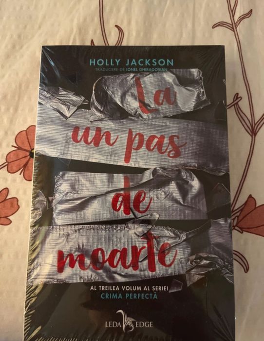 La un pas de moarte
