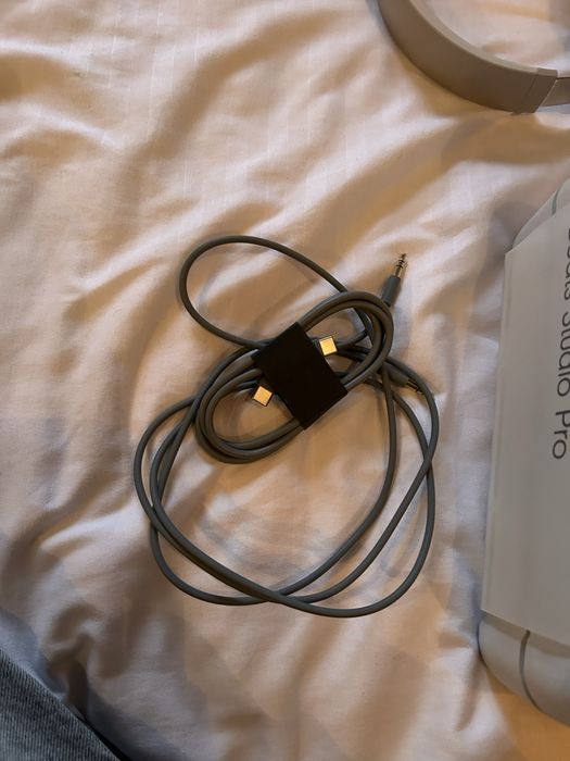 Beats studio pro почти новая только была распакована