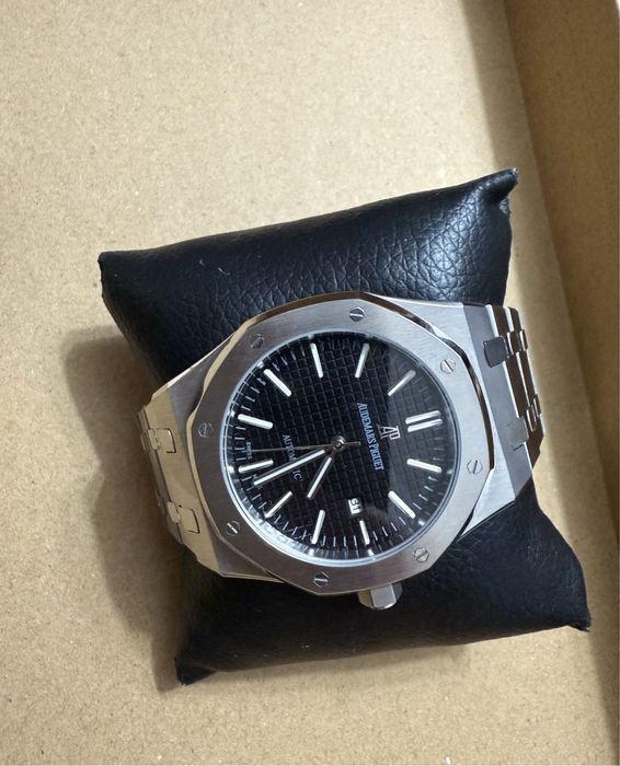 Продам часы audemsrs piguet royal oak