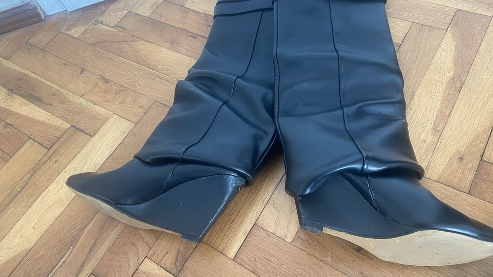 Ботуши модни 37 номер