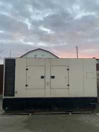 дизельный генератор 210КВТ,можно в аренду