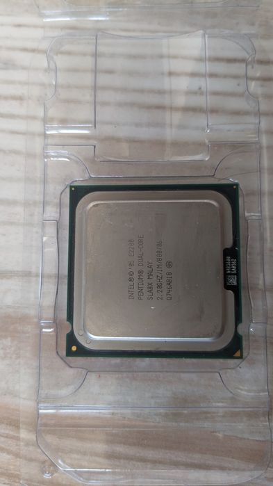 2-х ядерный Core 2 duo 2.20 ghz