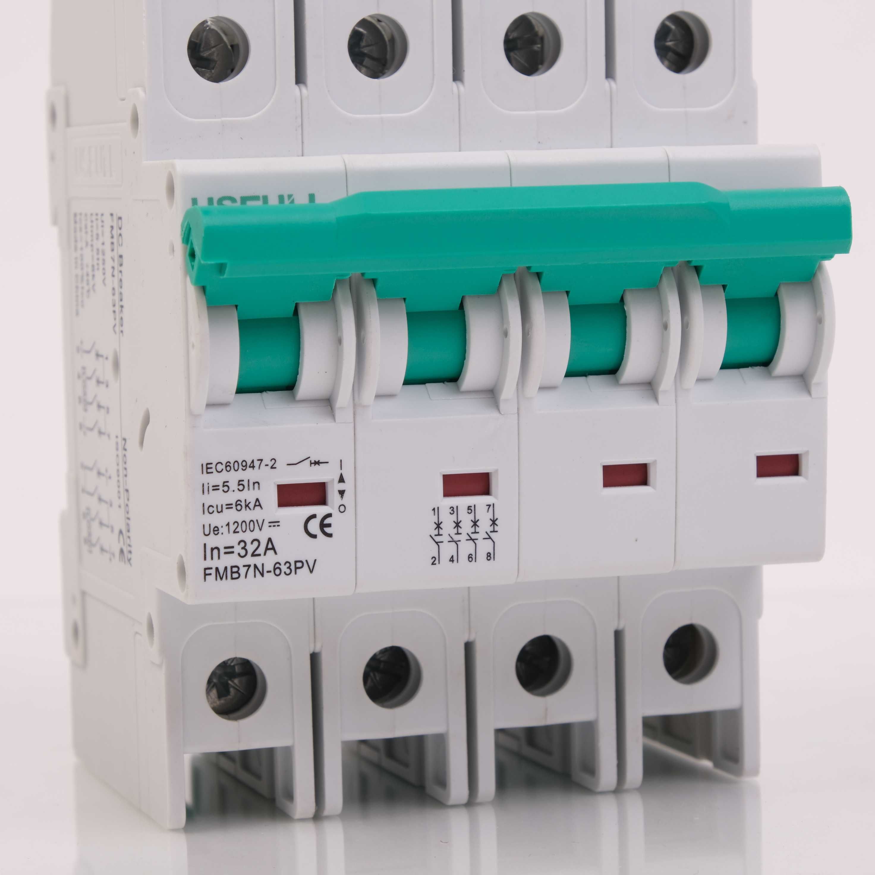 DC предпазител за соларни системи 600-1200V/16A,20A,25А32A,40A,50A,63А