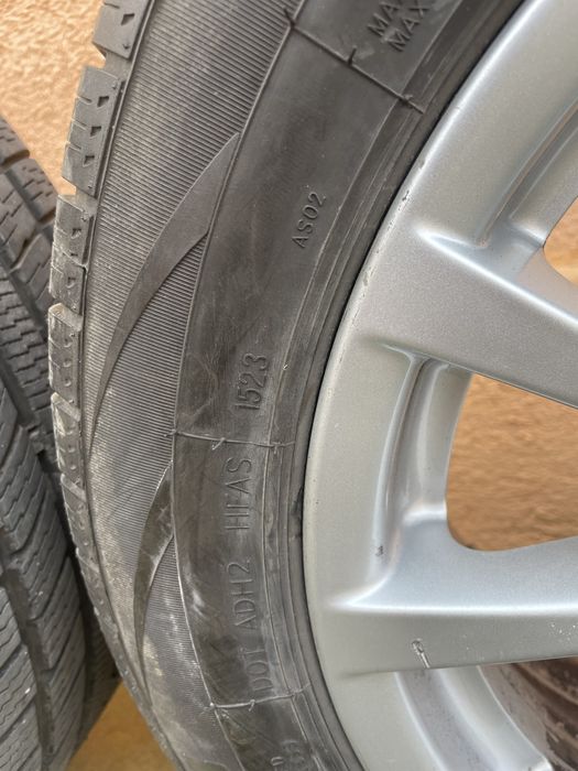 Jante bmw f10 cu cauciucuri de iarna noi!!!205/55R16