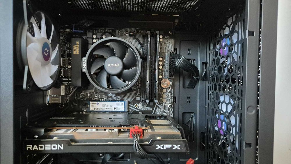 PC Gaming - Ryzen 5 5600x/RX 6600