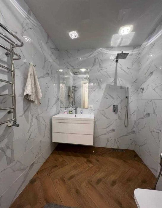 СРОЧНО Сдаётся кв Фархадский 2-ком/4/8 ро-н Чиланзар-10 кв 011