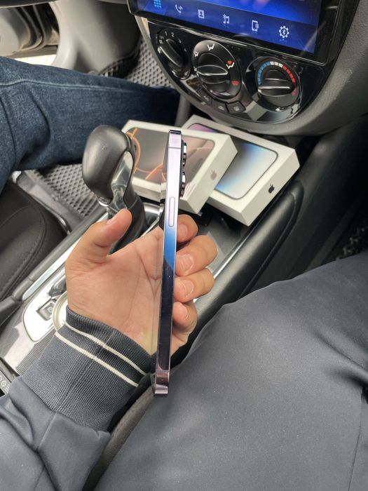 Iphone14pro max purple