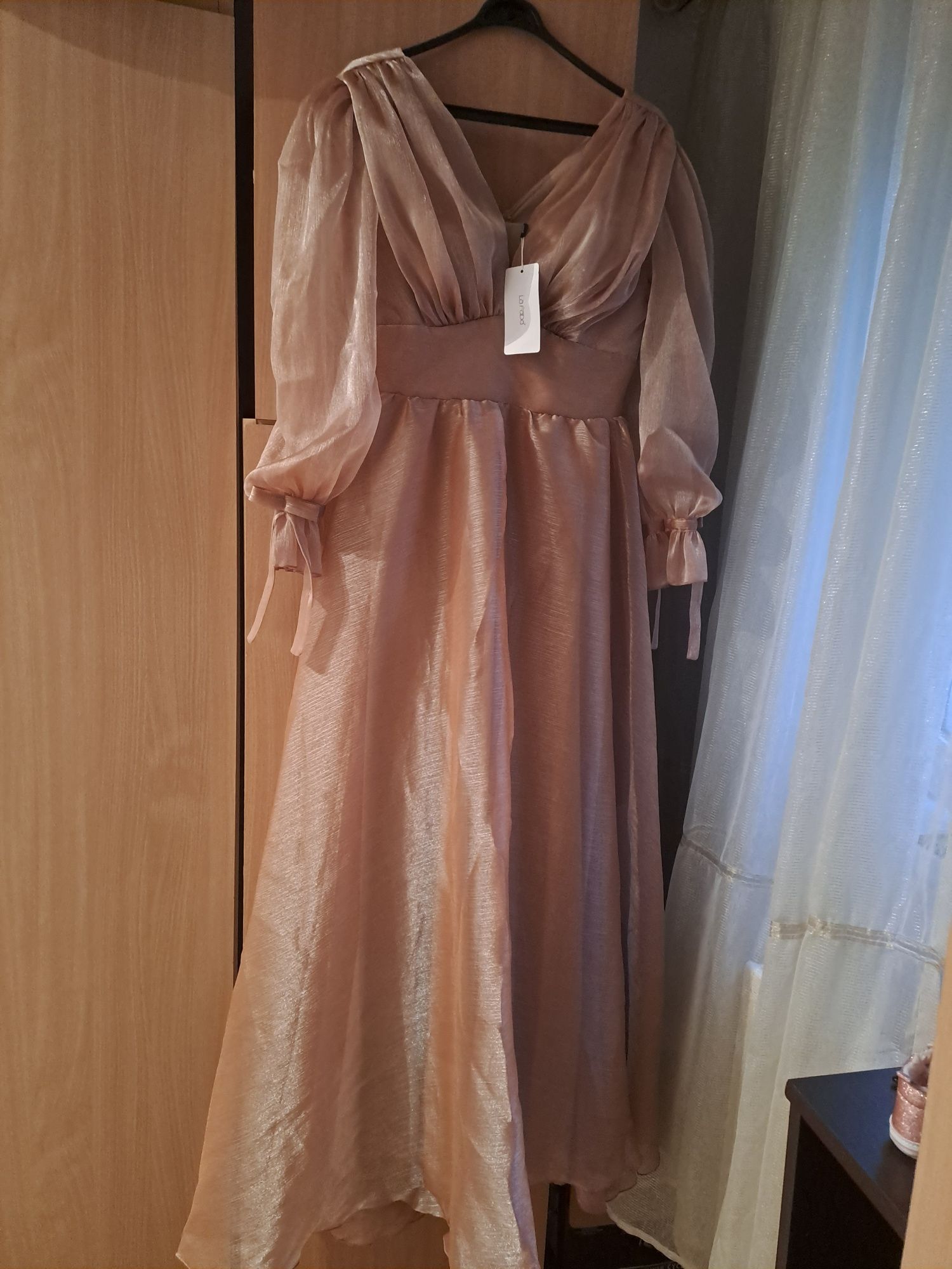 Rochie ocazie deosebita