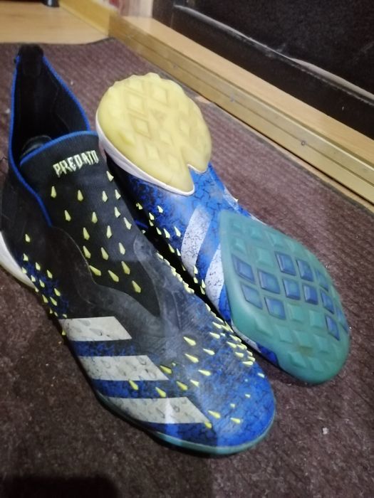 Сороконожки адидас предатор