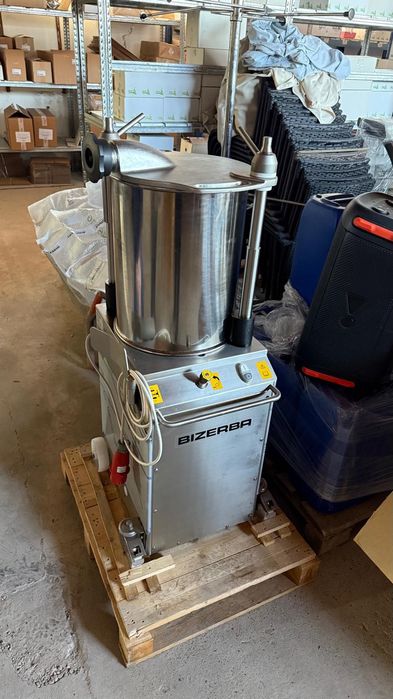 Spiță umplut cârnați hidraulica Bizerba 32 l noua