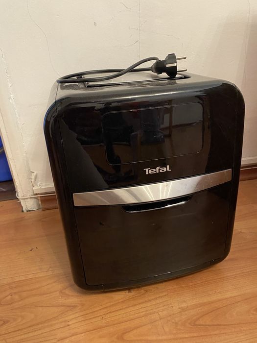 Friteuza cu arr cald TEFAL
