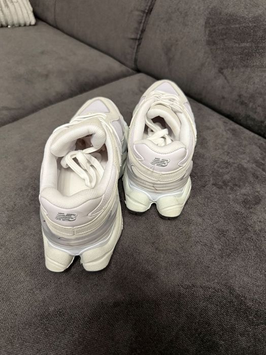 Маратонки new balance