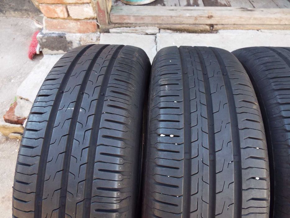 vand 4 anvelope de vara 195/65/15 continental ecocontact 6 aproape noi