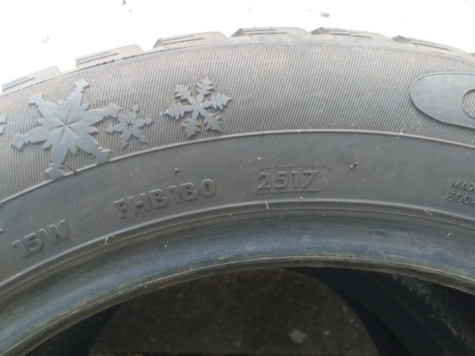 Гуми два броя 205/55/16