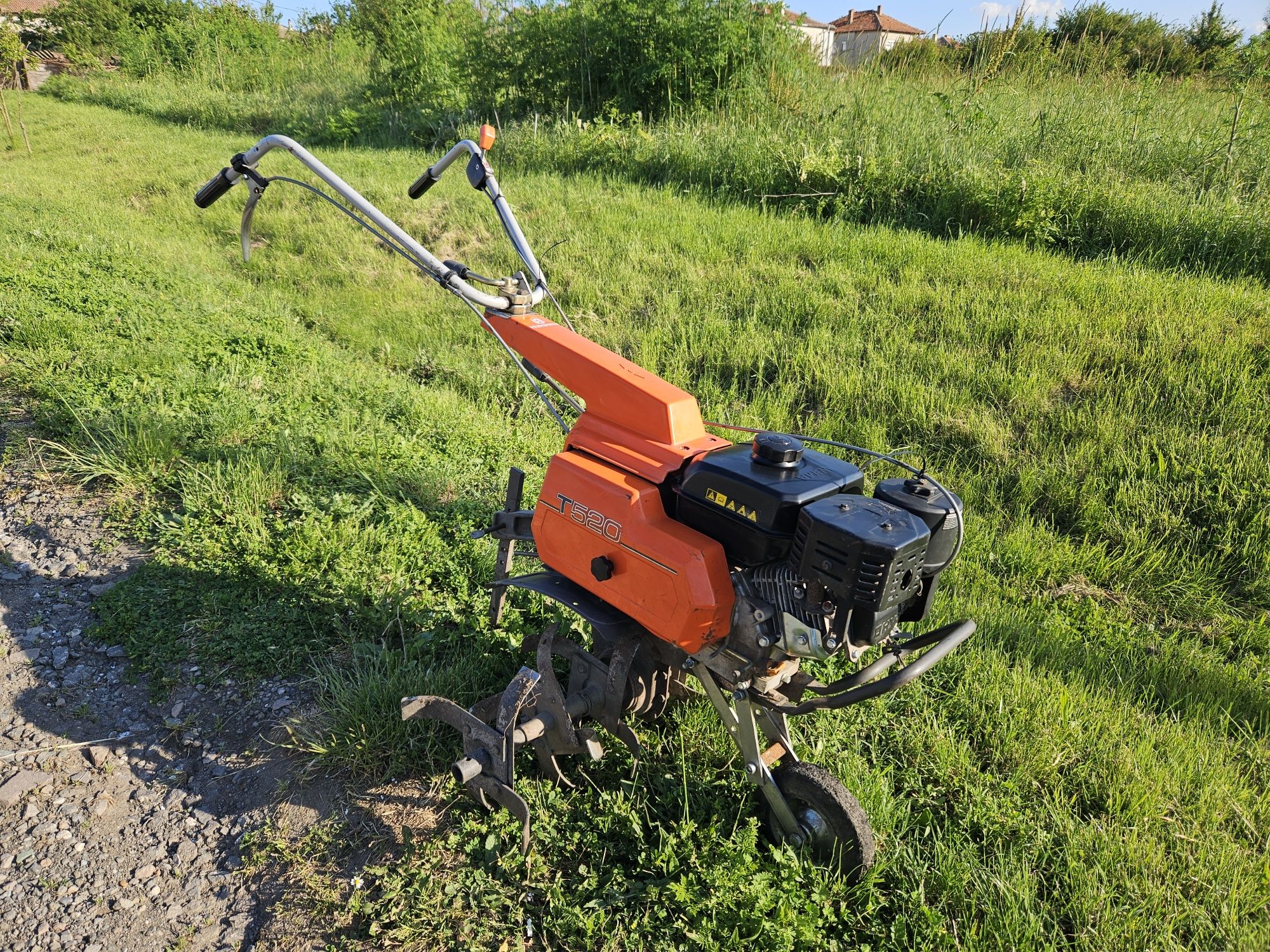 Фреза мотокултиватор Хускварна Husqvarna T520