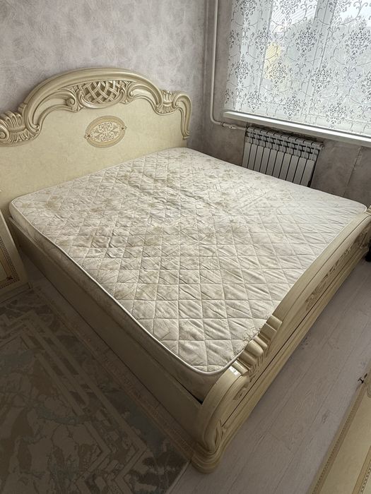 Диван сатылады Атырау каласынан