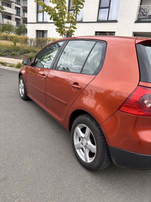 Volkswagen golf 5