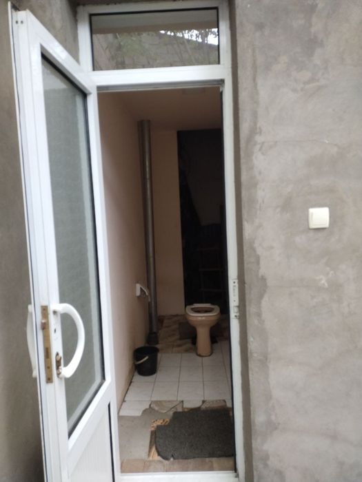 Назарбек камитерн участок 3 сот 2 комн  семья