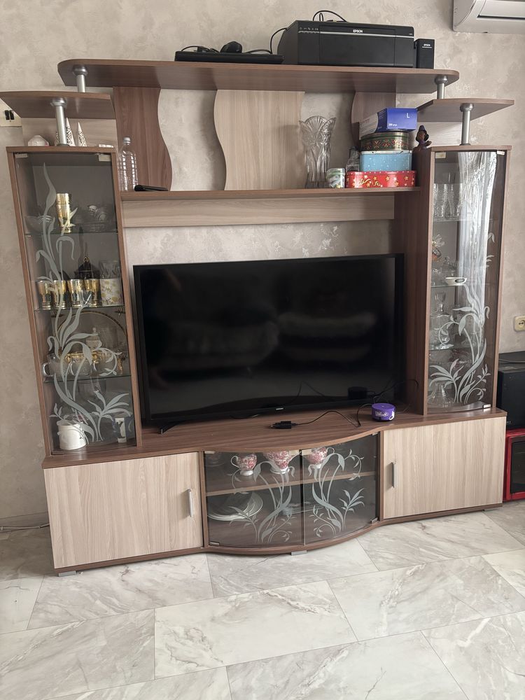 Продам! Стенка-горка в отличном состоянии.