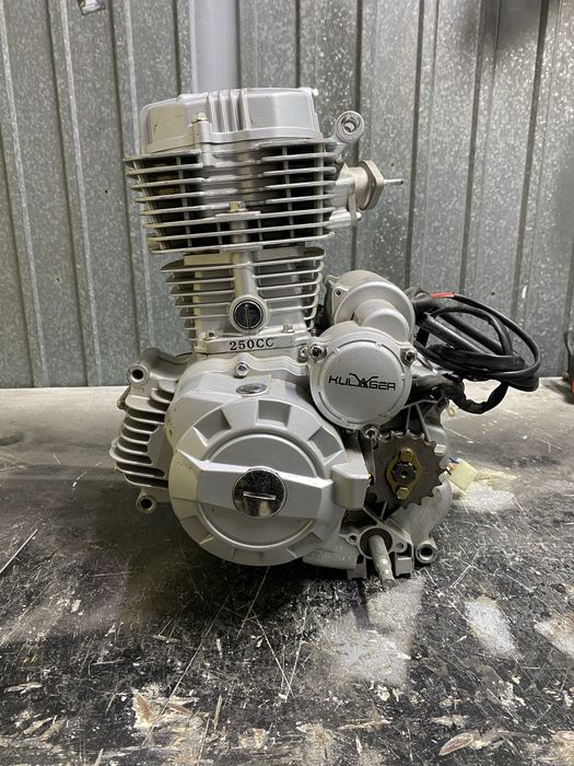 Продам двигатель 250сс