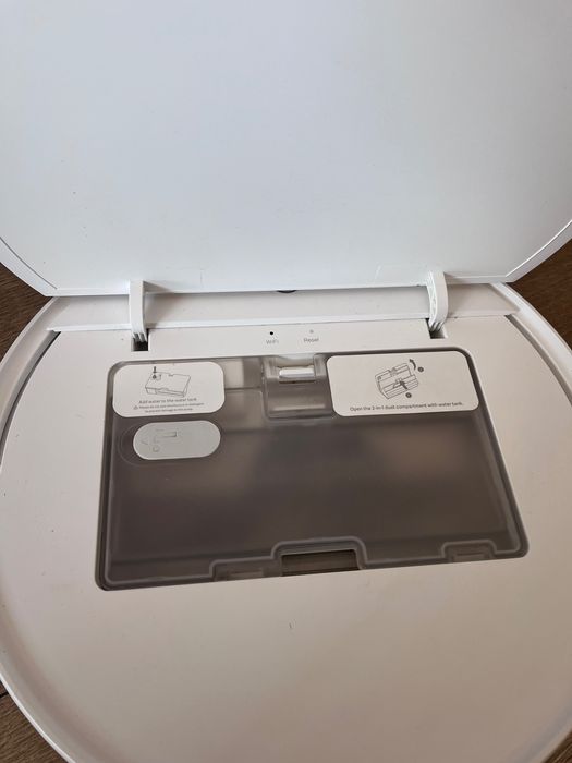 Mi Robot Vacuum Mop Essential