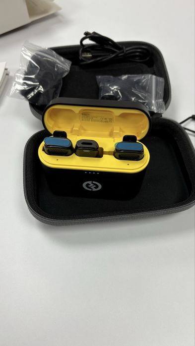 Микрофон Hollyland Lark C1 DUO for iOS черный