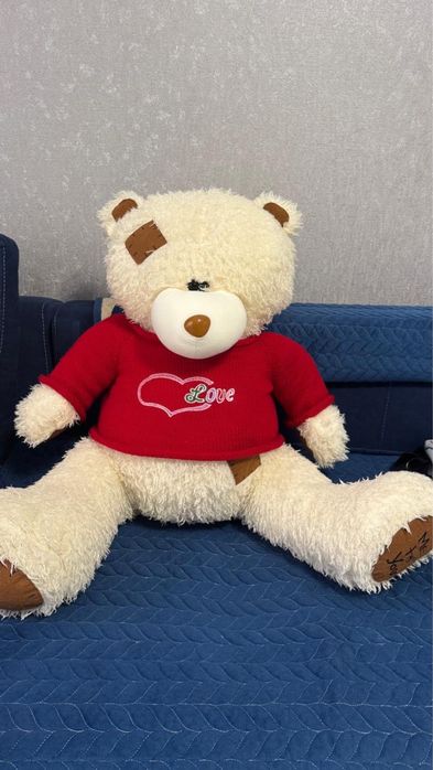 Продам плюшевого мишку