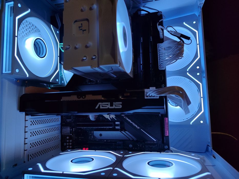 Комплект мат.плата ,ОЗУ , проц, охлад проца