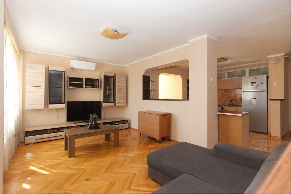 Vand apartament 4 camere