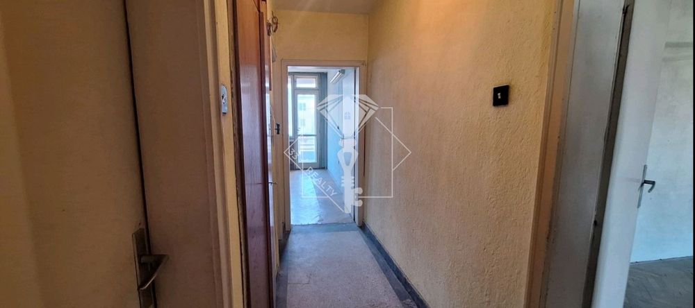 Продава се Тристаен апартамент в Пловдив, Каменица 1 - 97 кв.м за 1805 €/кв.м - Снимка #6