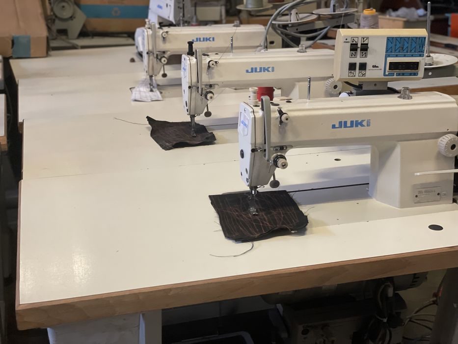 Masina de cusut liniar automata JUKI Gata de utilizare
