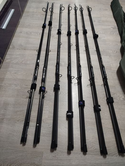 5 lansete Delphin Orbit , 2 Spod-uri  Carp Expert și o husa Caperlan
