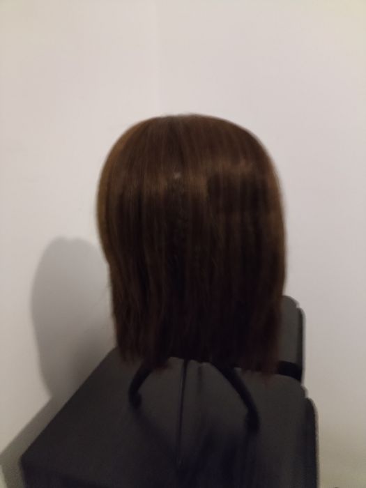 Vând perucă șatena din par natural