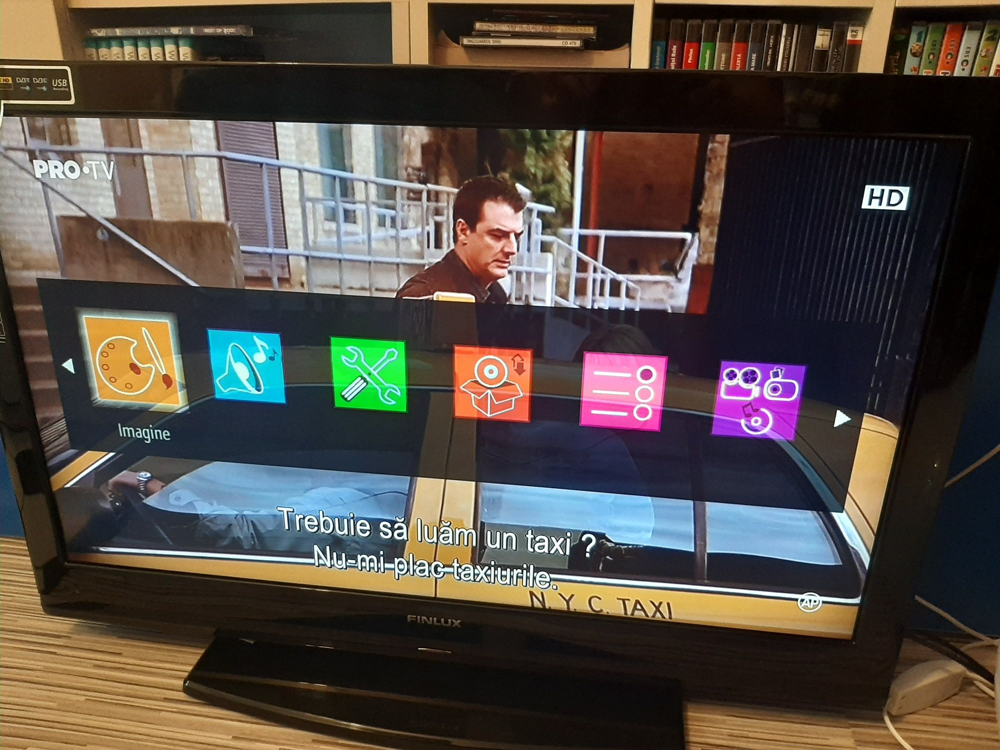 Vând tv Finlux 95 cm