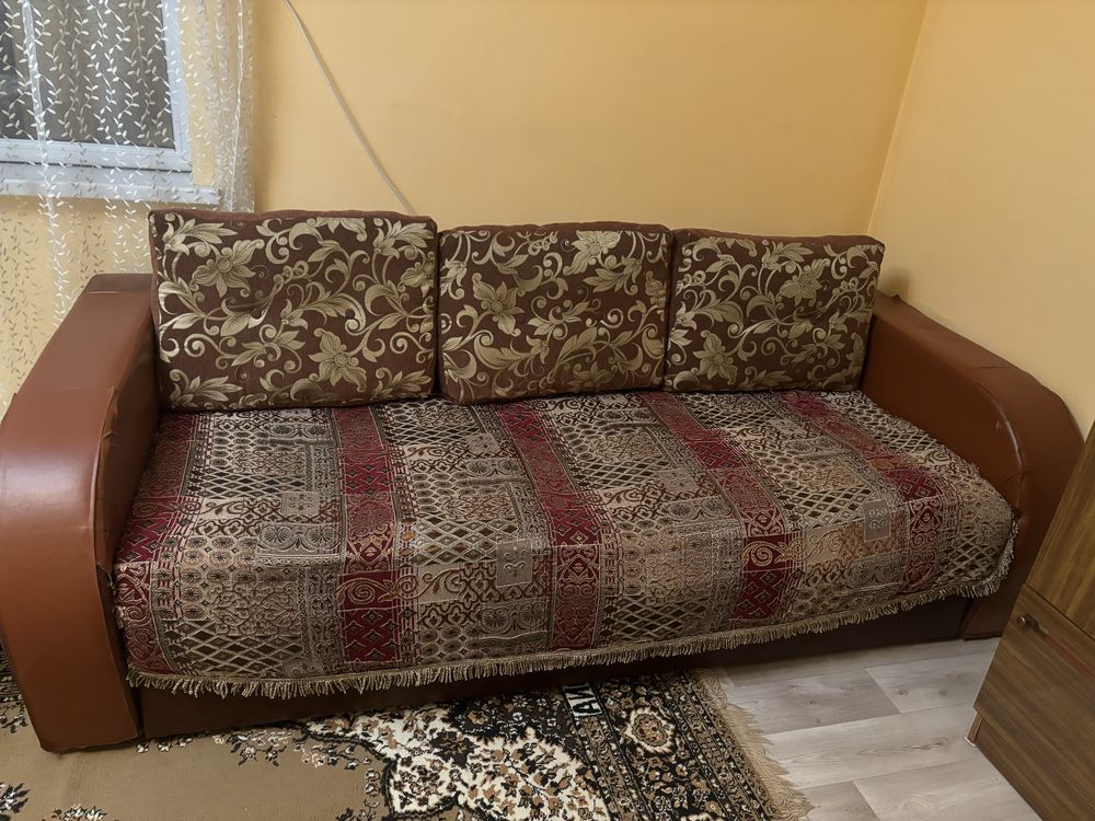 Продаю диван