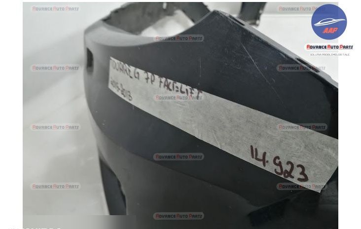 Предна броня оригинална със сензори и миещи устройства Фолксваген Тоар