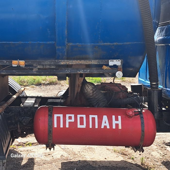 Ассенизатор продаётся