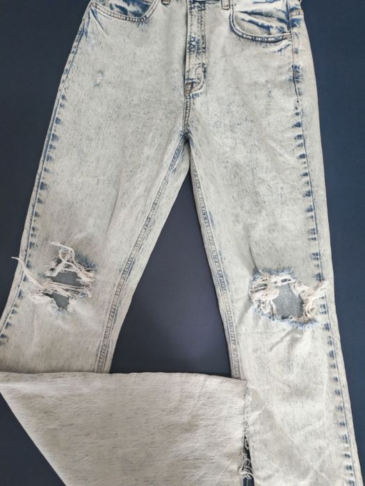 Зимно яке и дънки