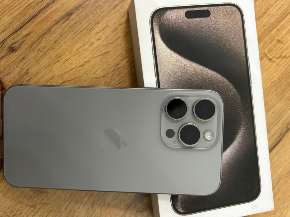 Продам Iphone 15 Pro Max