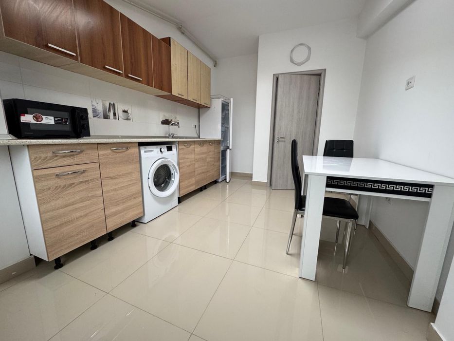 Apartament cu 2 camere de inchiriat