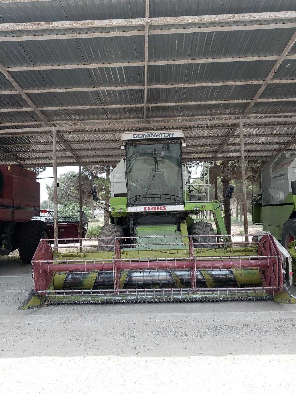 kombayin claas daminator 130