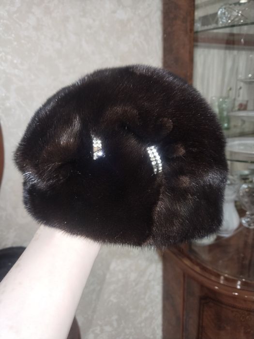 Продам норковую шапку