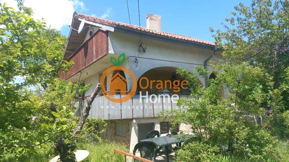 Продава се Къща в с. Орешак, Област Варна - 240 кв.м за 1042 €/кв.м - Снимка #1