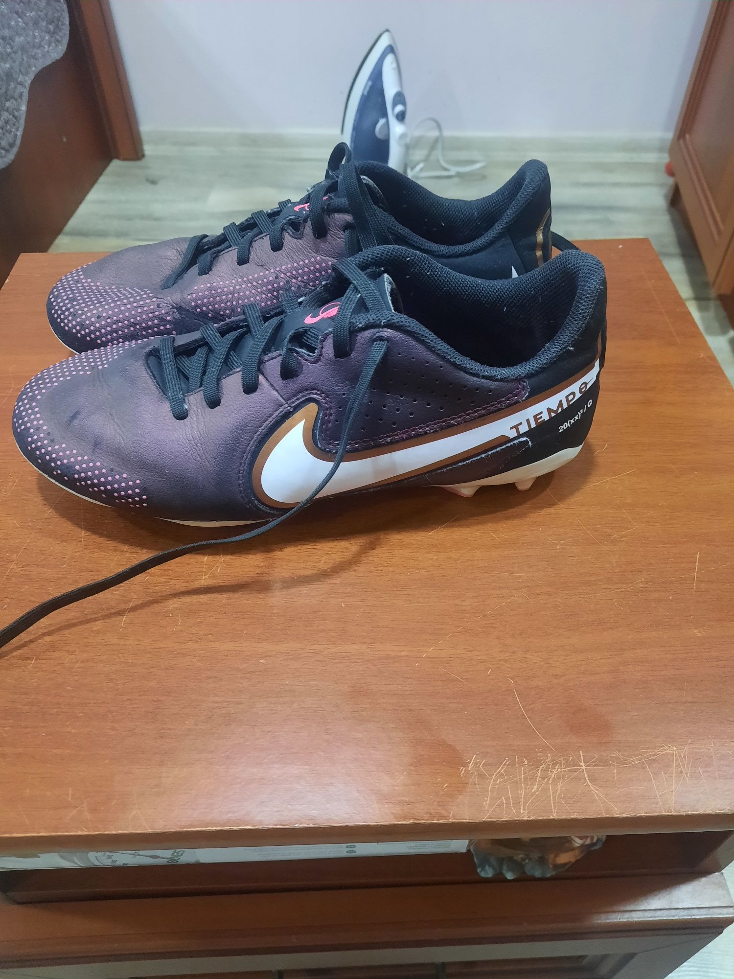 Футболни обувки Nike, модел Tiempo