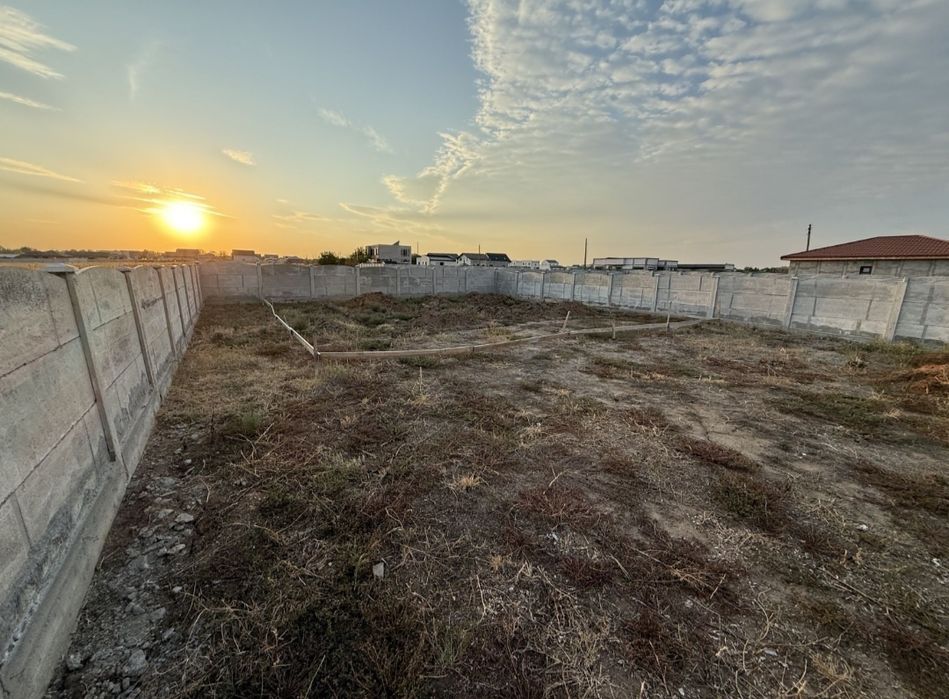 Vând teren intravilan comuna cârcea Dolj,apa,canal,curent!