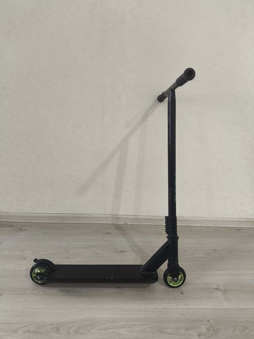 Самокат б/у срочна