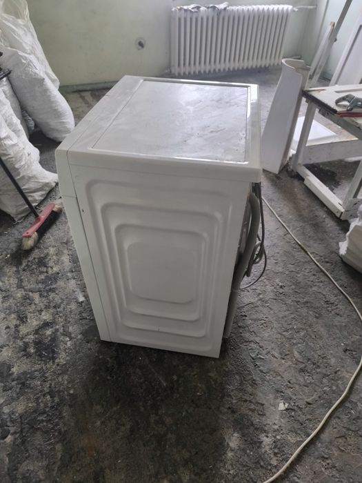 Mașină de spălat rufe 9kg inverter, uscare