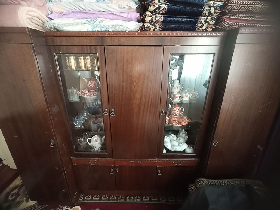 Хороший шкаф продается качество очень хорошее