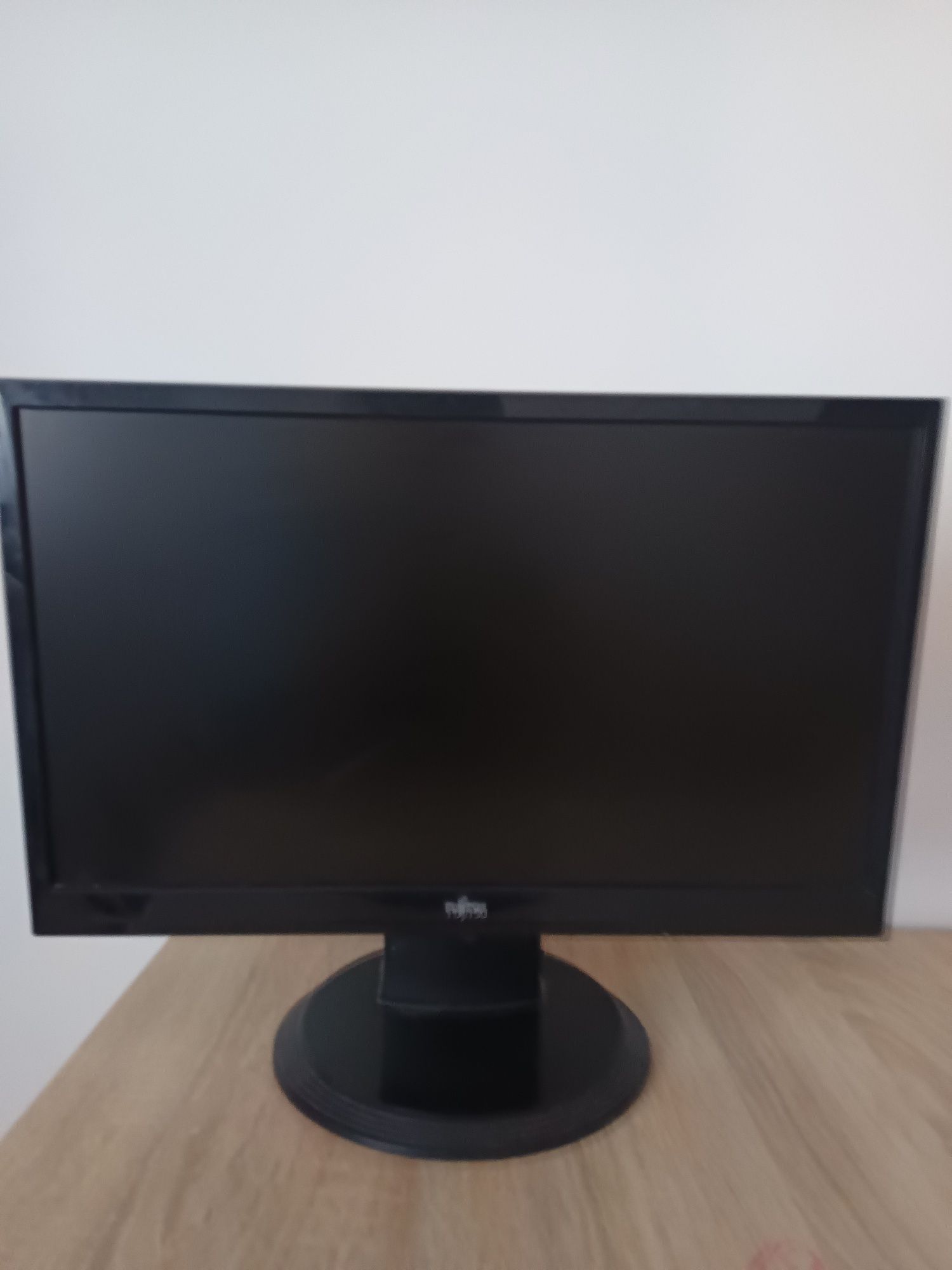 Monitor FUJITSU.